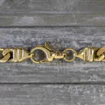 Armband als Figarokette diamantiert in Gelbgold 750 / 18K, 22 cm lang, 3,4 mm breit, Gewicht ca. 7.9 g.