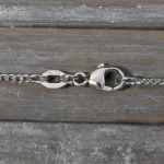 Goldkette als Panzerkette flach in Weißgold 750 / 18K, 100 cm lang, 1,7 mm breit, Gewicht ca. 12.9 g.