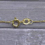 Goldkette als Figarokette diamantiert in Gelbgold 333 / 8K, 45 cm lang, 1,1 mm breit, Gewicht ca. 1.2 g.