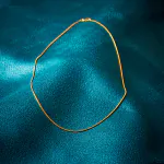 Goldkette als Schlangenkette in Gelbgold 375 / 9K, 42 cm lang, 1,1 mm breit, Gewicht ca. 3.9 g.