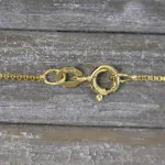 Goldkette als Venezianerkette in Gelbgold 375 / 9K, 80 cm lang, 0,9 mm breit, Gewicht ca. 4.1 g.