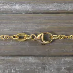 Armband als Singapurkette in Gelbgold 750 / 18 Karat, 19.5 cm lang, 2.4 mm breit, Gewicht ca. 2.2 g.