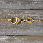 Goldkette als Venezianerkette in Gelbgold 750 / 18K, 34 cm lang, 0,7 mm breit, Gewicht ca. 1.8 g.