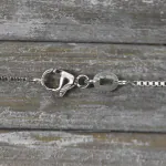Goldkette als Venezianerkette in Weißgold 585 / 14K, 50 cm lang, 0,9 mm breit, Gewicht ca. 3.8 g.