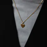 Anhänger Gravurplatte herzform bandmatt , Gelbgold 585 / 14K, Höhe 12 mm, Gewicht ca. 1,37 g