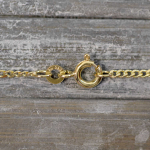 Goldkette als Figarokette diamantiert in Gelbgold 333 / 8K, 42 cm lang, 1,9 mm breit, Gewicht ca. 2.6 g.