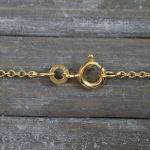 Goldkette als Ankerkette rund in Gelbgold 333 / 8K, 36 cm lang, 1,5 mm breit, Gewicht ca. 2 g.