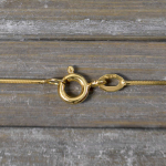 Goldkette als Schlangenkette diamantiert in Gelbgold 375 / 9K, 45 cm lang, 0,8 mm breit, Gewicht ca. 2.7 g.