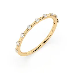 0,18 Karat Diamant Verlobungsring mit 9 Diamanten, Gelbgold 585 / 14K, Weite 65 mm, Gewicht ca. 1.1 g.